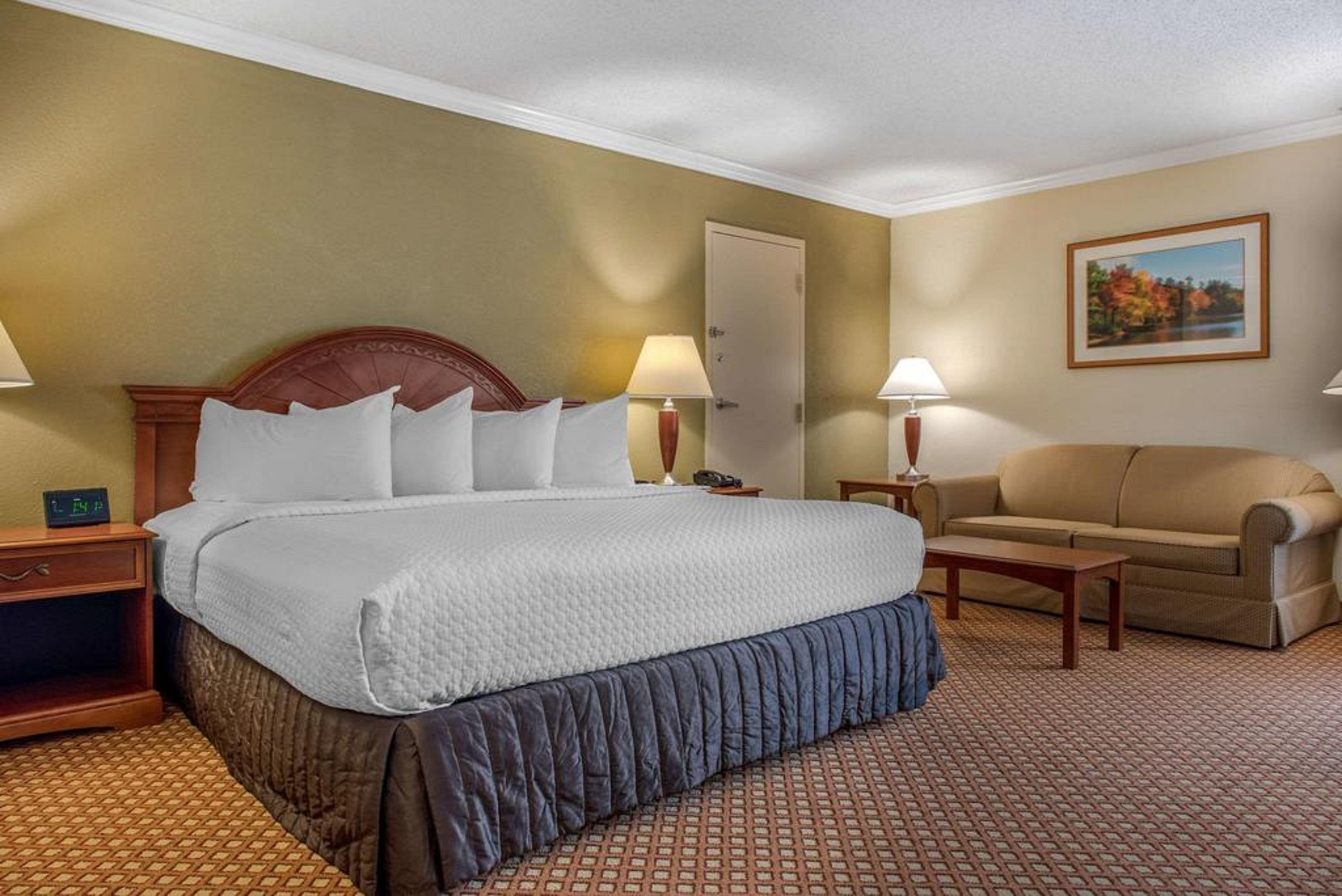 Quality Hotel Conference Center Cincinnati Блу Аш Экстерьер фото